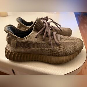 Adidas Yeezy Boost 350 V2 sneakers